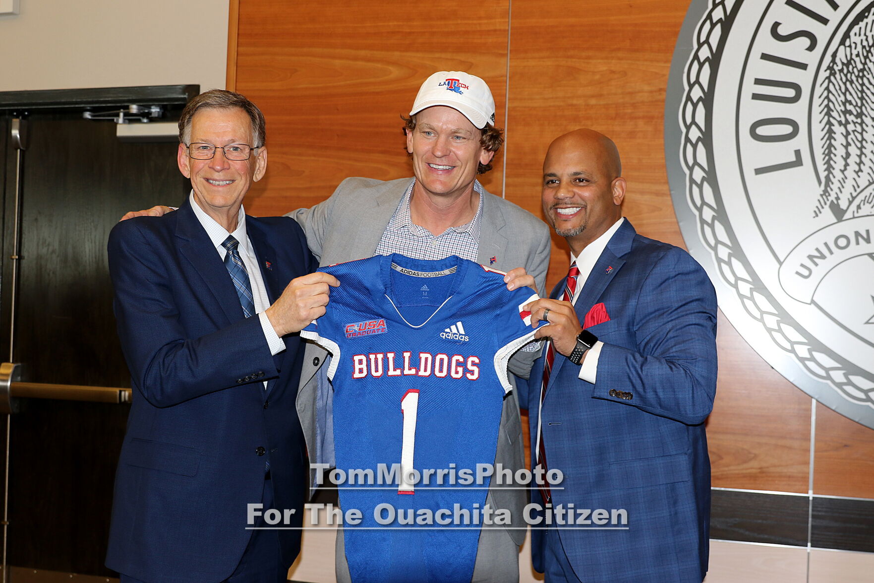 049-20211201-SonnyCumbiePresser.jpg